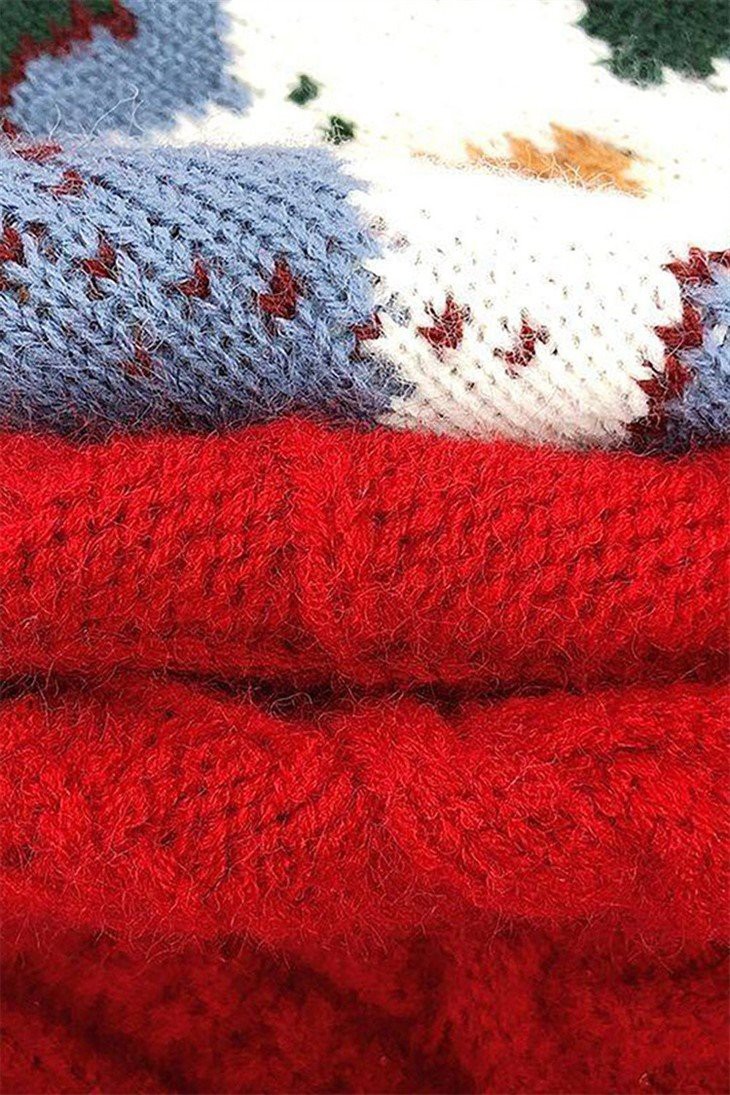 Round Neck Red Christmas Sweater